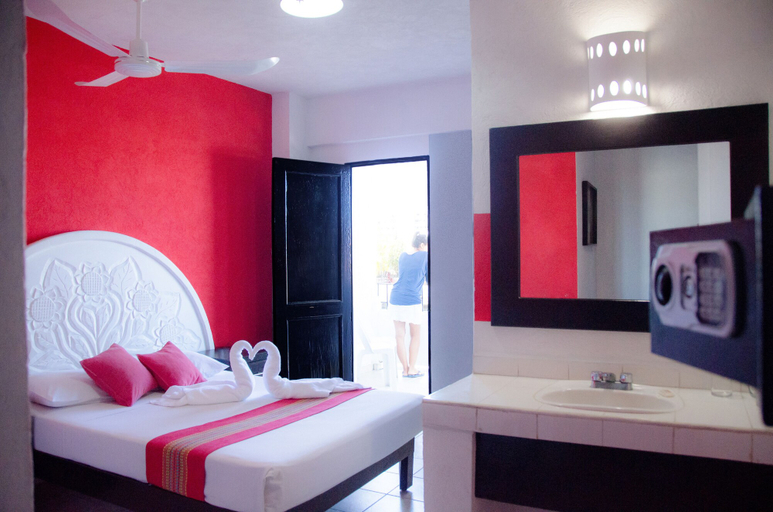 Bedroom 2, Hotel Belmar Galeria, Puerto Vallarta