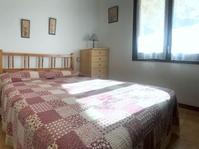 Bedroom 2, Apartamento Jardins I, Girona