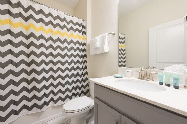 Bathroom 3, 1585fd Amazing Champions Gate 5 Bedroom 5 Bed, Osceola