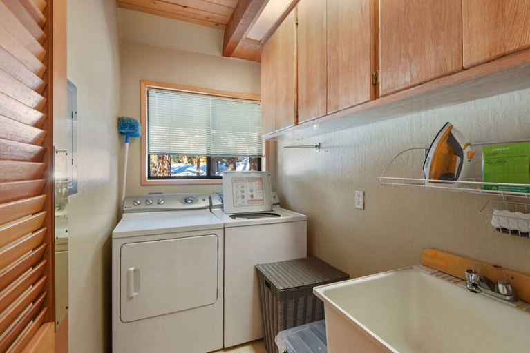 Others 5, Tahoe Vista Lake Lodge, Placer