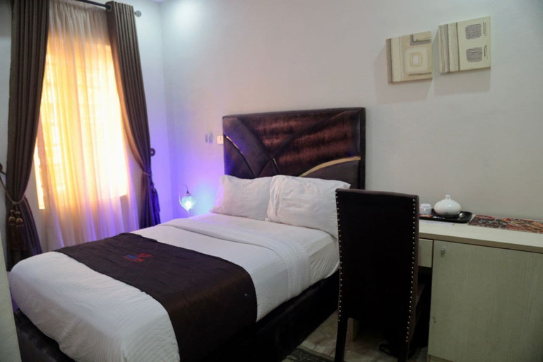 Bedroom 2, Treasureland Cottage, Ikeja