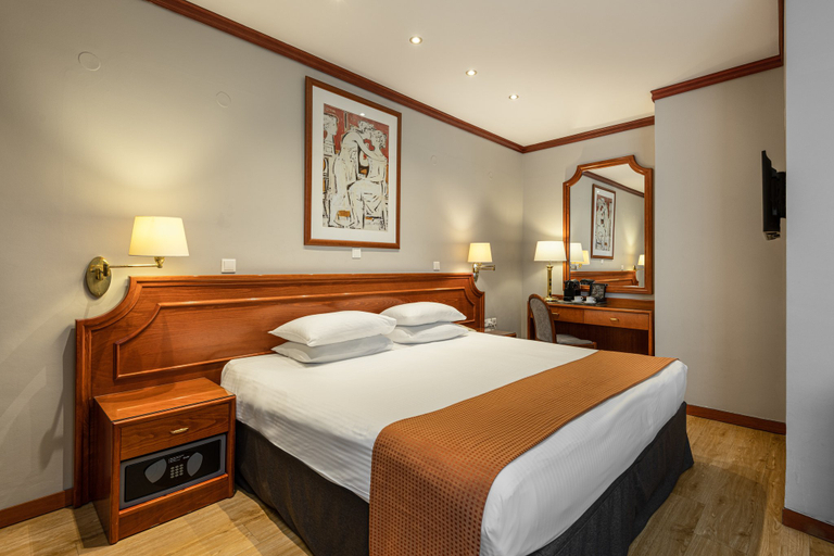 Bedroom 4, Holiday Inn THESSALONIKI by IHG, Central Macedonia