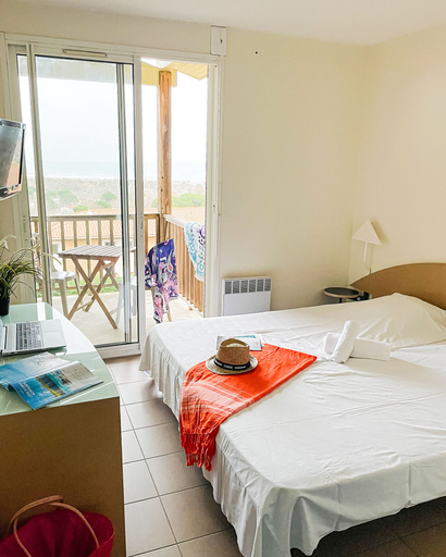 Bedroom 3, VVF Narbonne-Plage Saint-Pierre-la-Mer, Aude