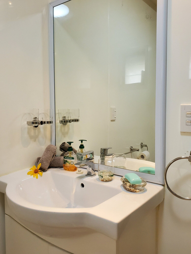 Bathroom 4, Cook Islands Holiday Villas Muri, Rorotonga