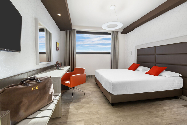 Bedroom 3, BHotel, Potenza