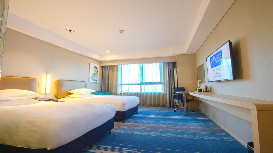 Bedroom 5, Holiday Inn Express CHIFENG HONGSHAN by IHG, Chifeng