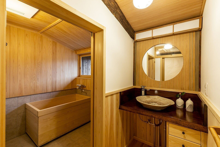 Bathroom, The Ookini State Guest House, Kyoto