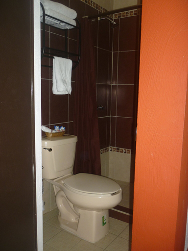 Bathroom 4, Hotel Maya Ah Kim Pech, Campeche