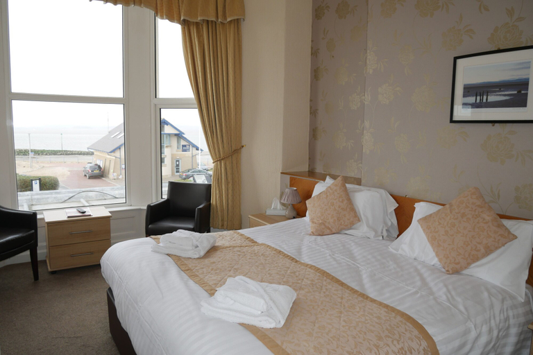 Bedroom 3, The Auckland Hotel, Lancashire