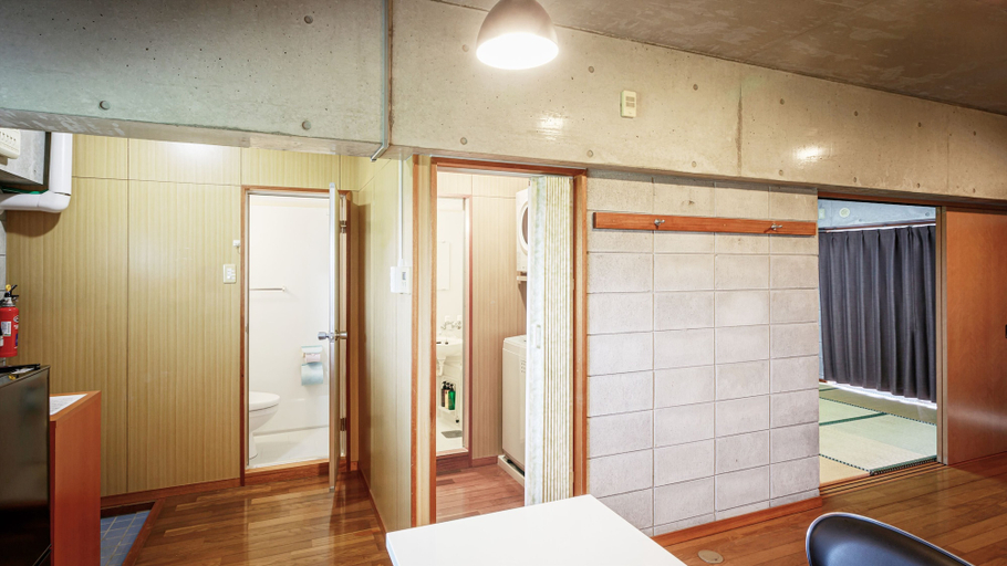 Others 3, Nago Parkside Condominium TK Stay, Nago