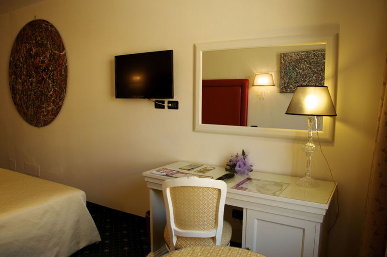 Bedroom 4, Hotel Torre della Vittoria 1928, Ferrara