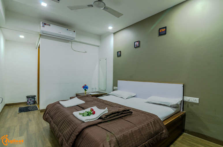 Bedroom 2, White House Beach Resort, Raigarh