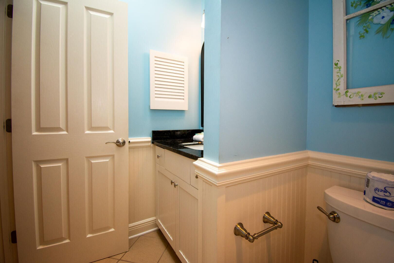 Bathroom 4, 111 Cardinal Crest, Beaufort