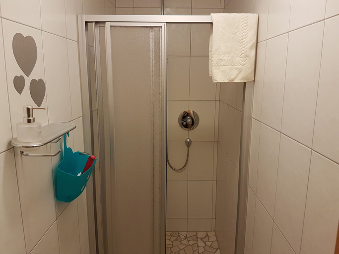 Bathroom 3, Das Taubenhaus, Zell am See