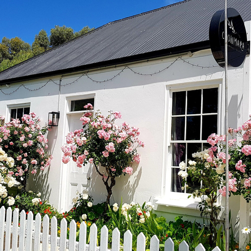 Clonmara Country House & Cottages, Moyne - South