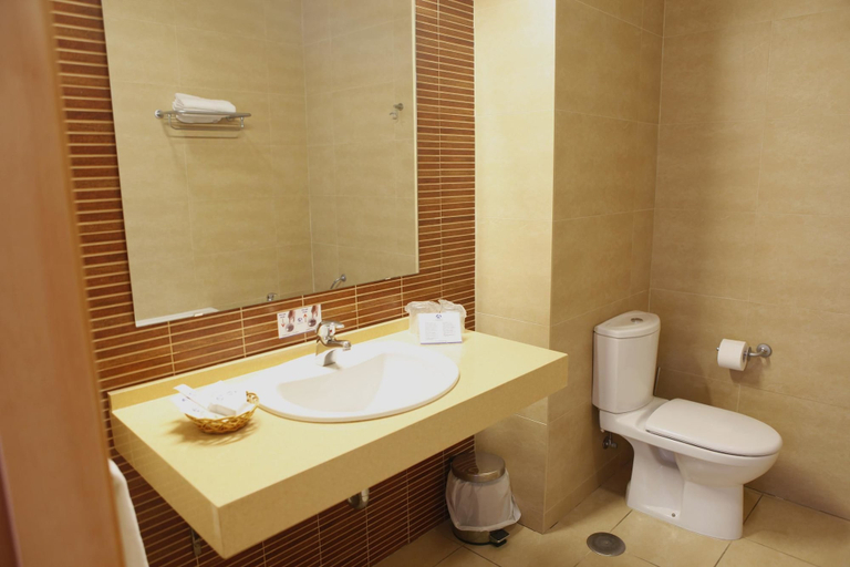 Bathroom 4, Adiafa Hotel, Cádiz