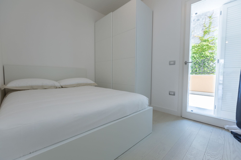 Bedroom 3, Portopiccolo Apartments, Trieste