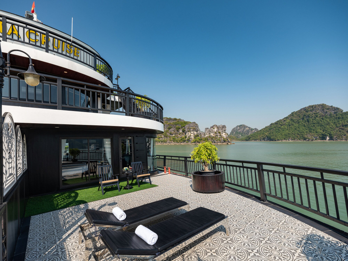 Exterior & Views 2, Rita Cruise, Hạ Long