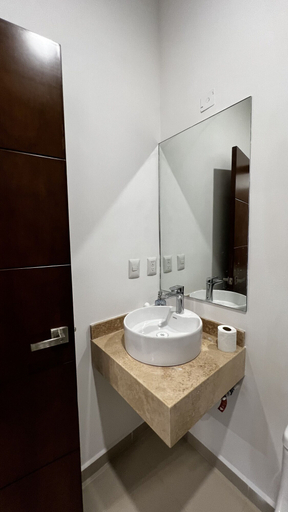 Bathroom 3, Ferrara Apartments, Mazatlán