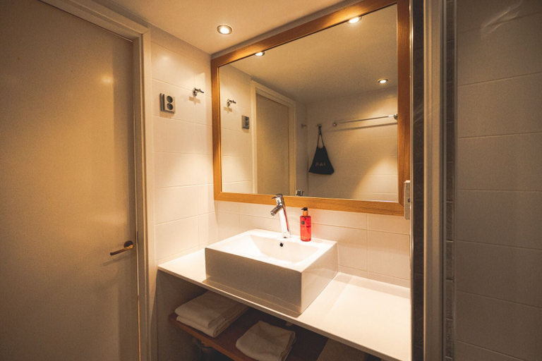 Bathroom 5, Spahotel Casino, Southern Savonia