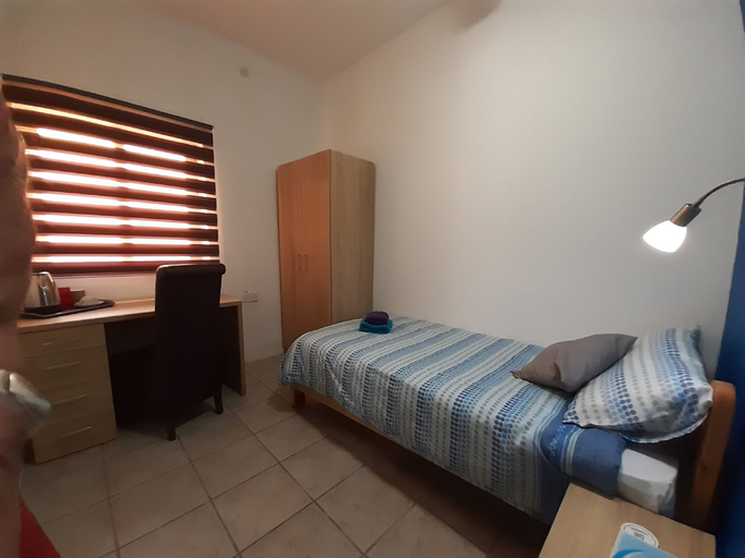 Bedroom 2, Tarona Guesthouse, Saint Paul's Bay