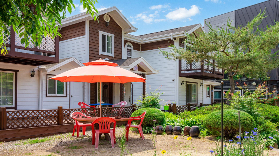 Others 4, Gapyeong Dasom Pension, Gapyeong