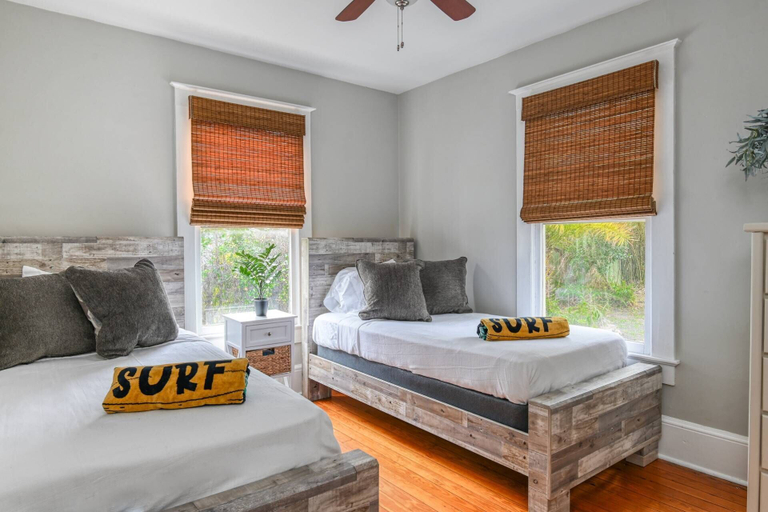 Bedroom 2, The Vedder Cottage, Saint Johns