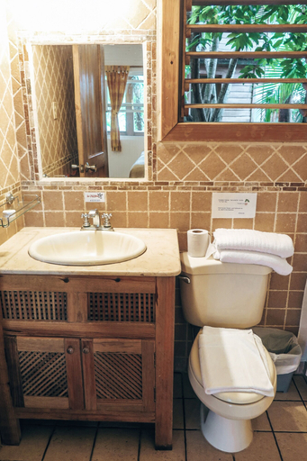 Bathroom, Hotel Posada Las Orquideas, Roatán