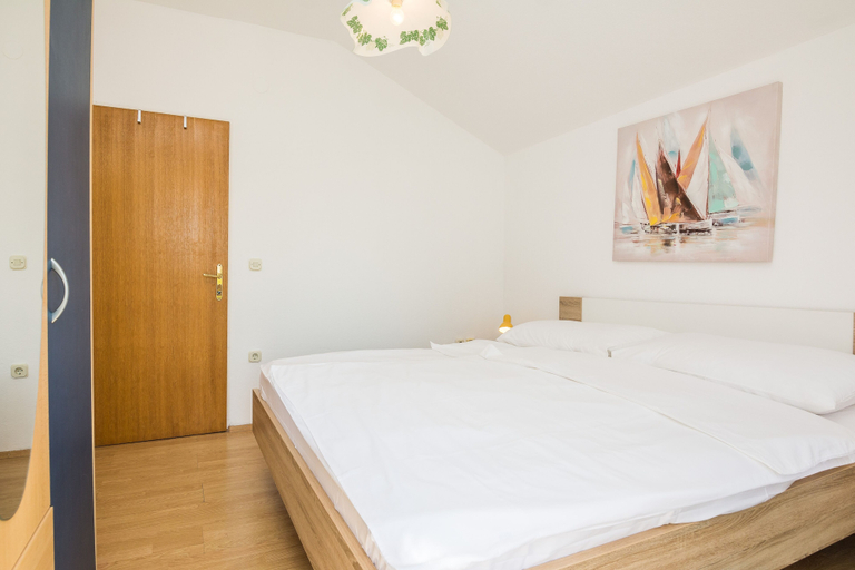 Bedroom 2, Apartments Napros, Privlaka