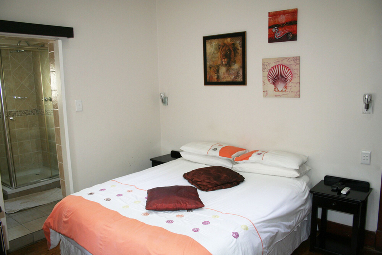 Bedroom 2, Thembelihle Guest House, Umgungundlovu