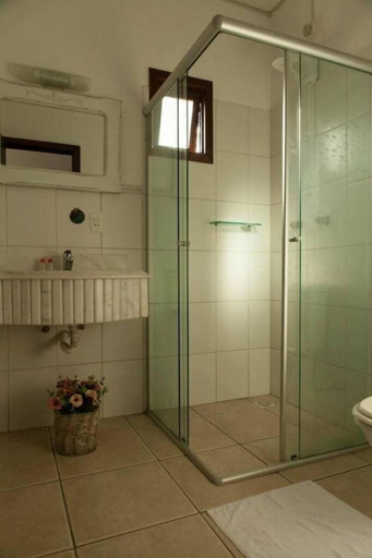 Bathroom, Pousada Arraial do Ouro, Gaspar