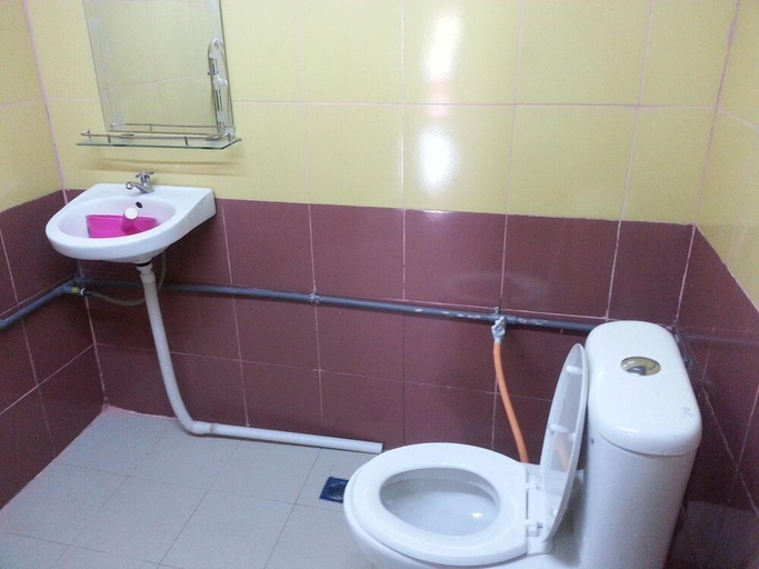 Bathroom 3, MNR Motel, Langkawi