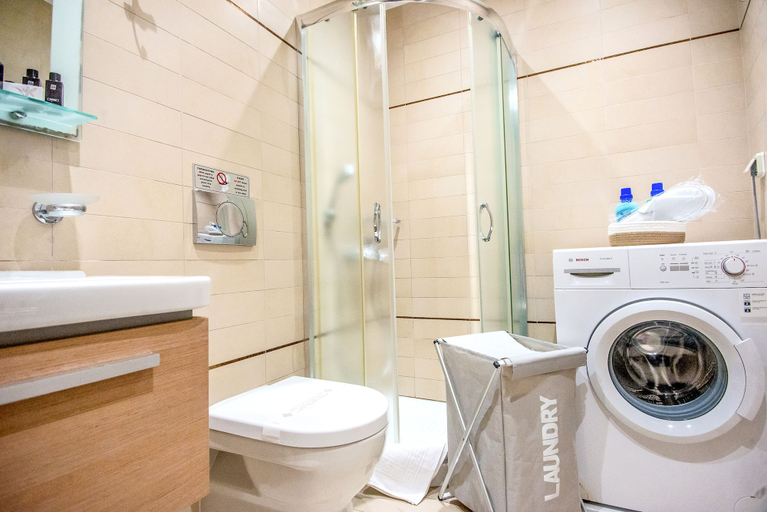 Bathroom 5, Rouchotas Apartments, Ionian Islands