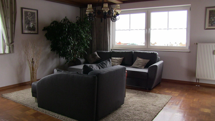 Others 5, Ferienwohnung Max Riedl, Regen