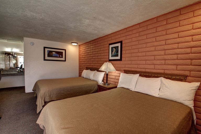 Bedroom 4, Country Inn, Beaver