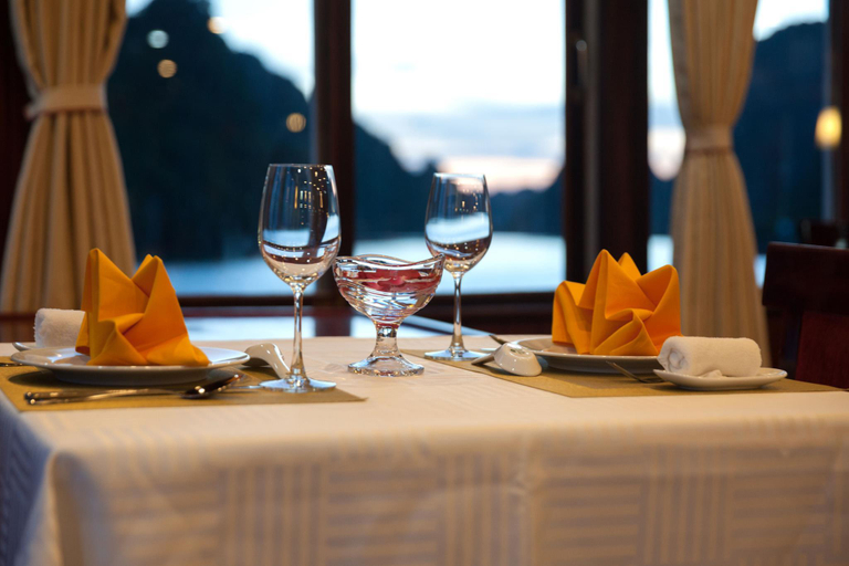 Food & Drinks 2, Rosa Boutique Cruise, Hạ Long
