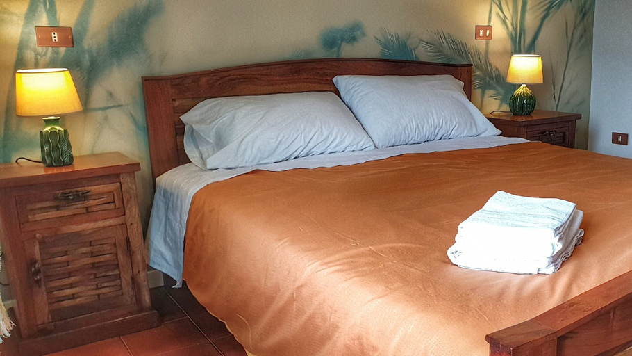 Bedroom 4, B&B Ricci by holidayngo, Frosinone