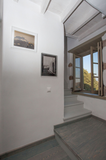 Others 5, Villa Chora, South Aegean