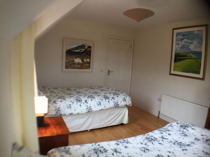 Bedroom 3, Alaind Lodges