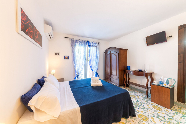 Bedroom 4, Maison Twentyfive, Napoli