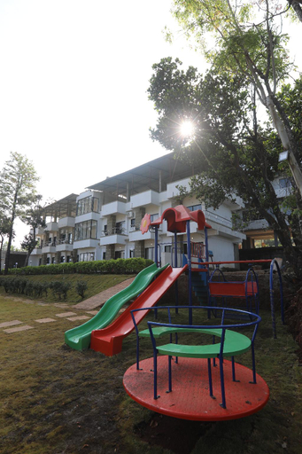 Others 4, Hotel Bella Valley, Satara