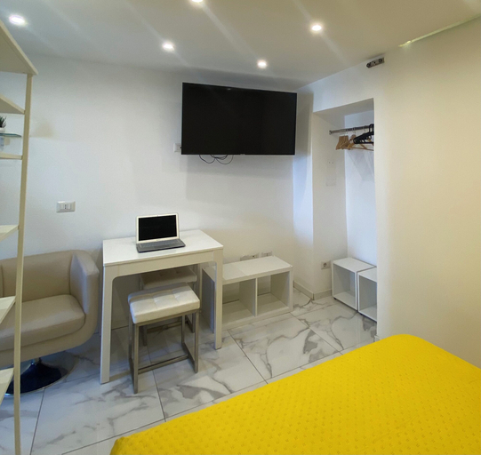 Room 4, Imbonati 15/5 Colorful Studio, Milano