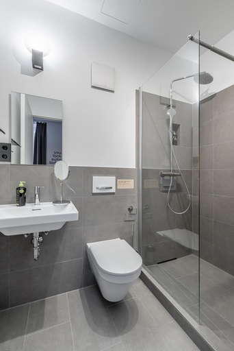 Bathroom 3, Limehome Rosenheim Gillitzerstraße, Rosenheim