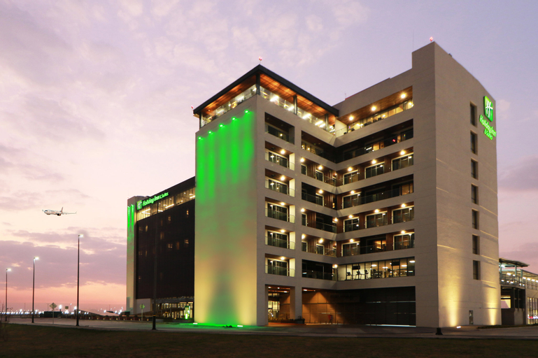 Holiday Inn & Suites MEXICO FELIPE ANGELES AIRPORT, San Martin de las Piraamides