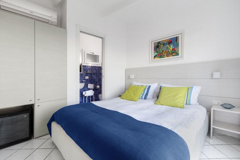 Bedroom 3, Villa Bianca, Napoli