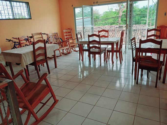 Food & Drinks, New Century Hostel, Granada