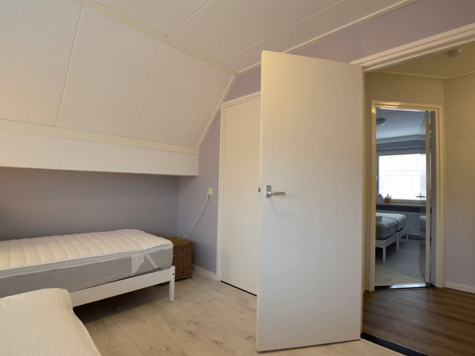Bedroom 3, Terraced House by Katwijk Beach & Center, Katwijk