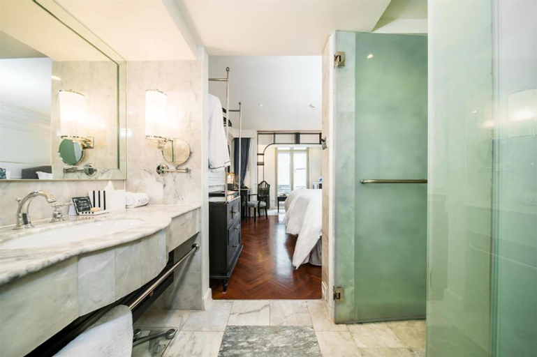 Bathroom 5