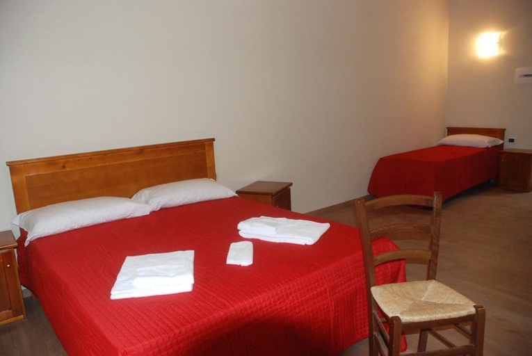 Bedroom 2, Hotel Bosco Selene, Ogliastra