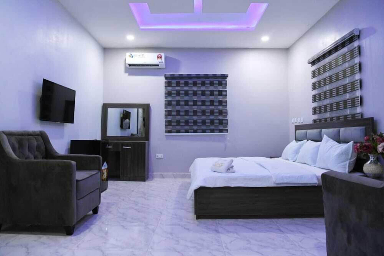 Bedroom 5, 53rd Avenue Hospitality Services, AbujaMun